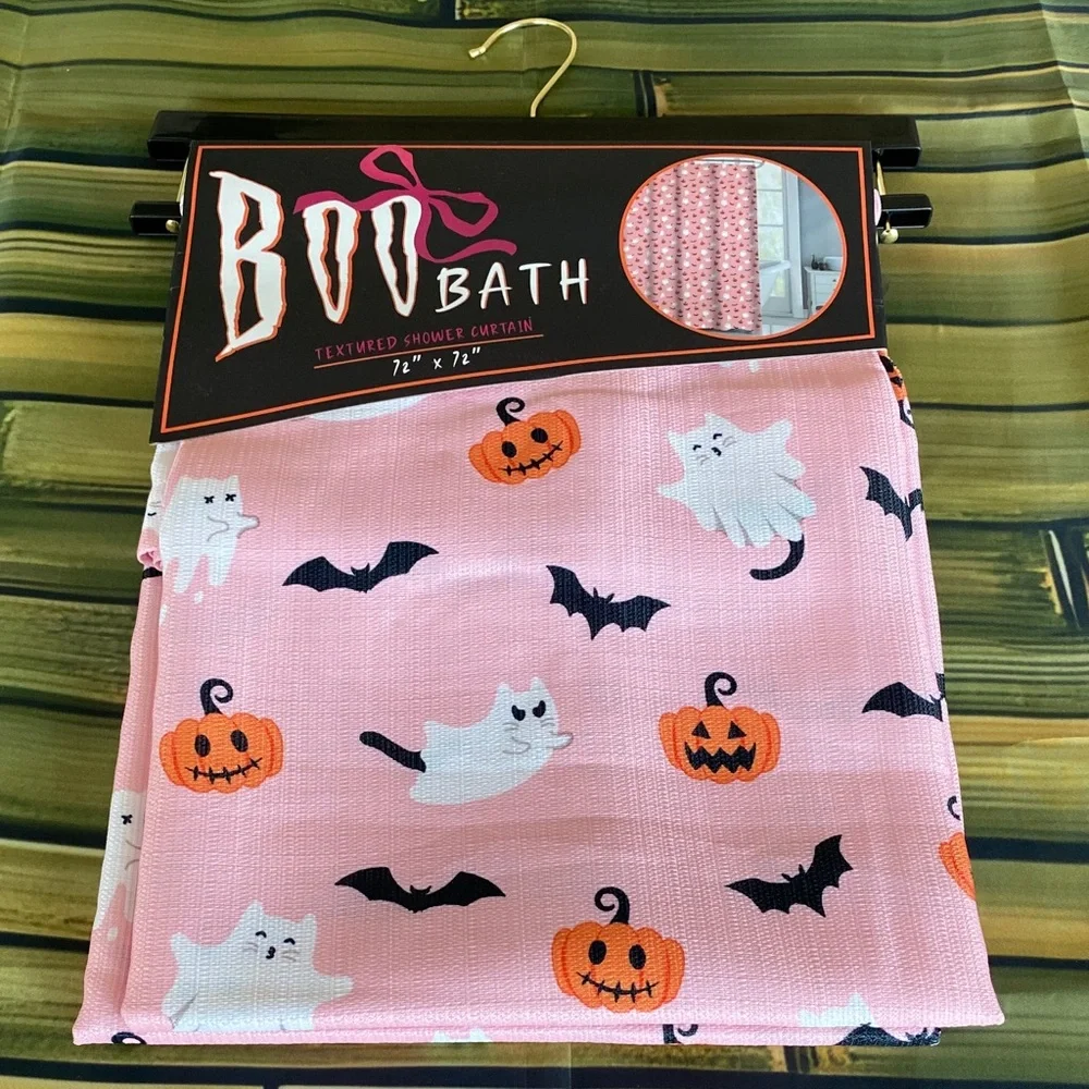 NWT Pink Halloween Textured Shower Curtain